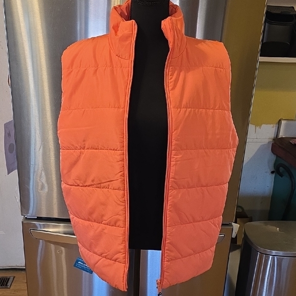 Crayola Rainbow Gradient Women's Vest - Picture 4 of 4